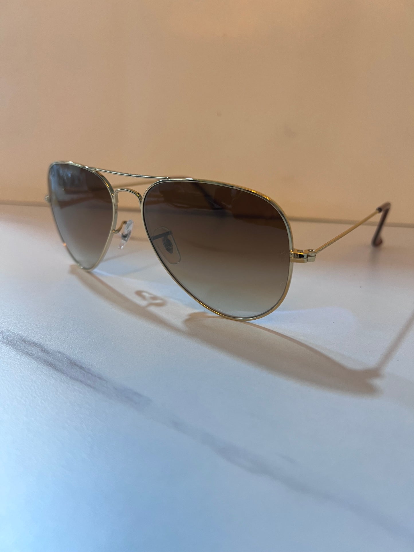 RAY-BAN AVIATOR GOLD GRADUAL BROWN
