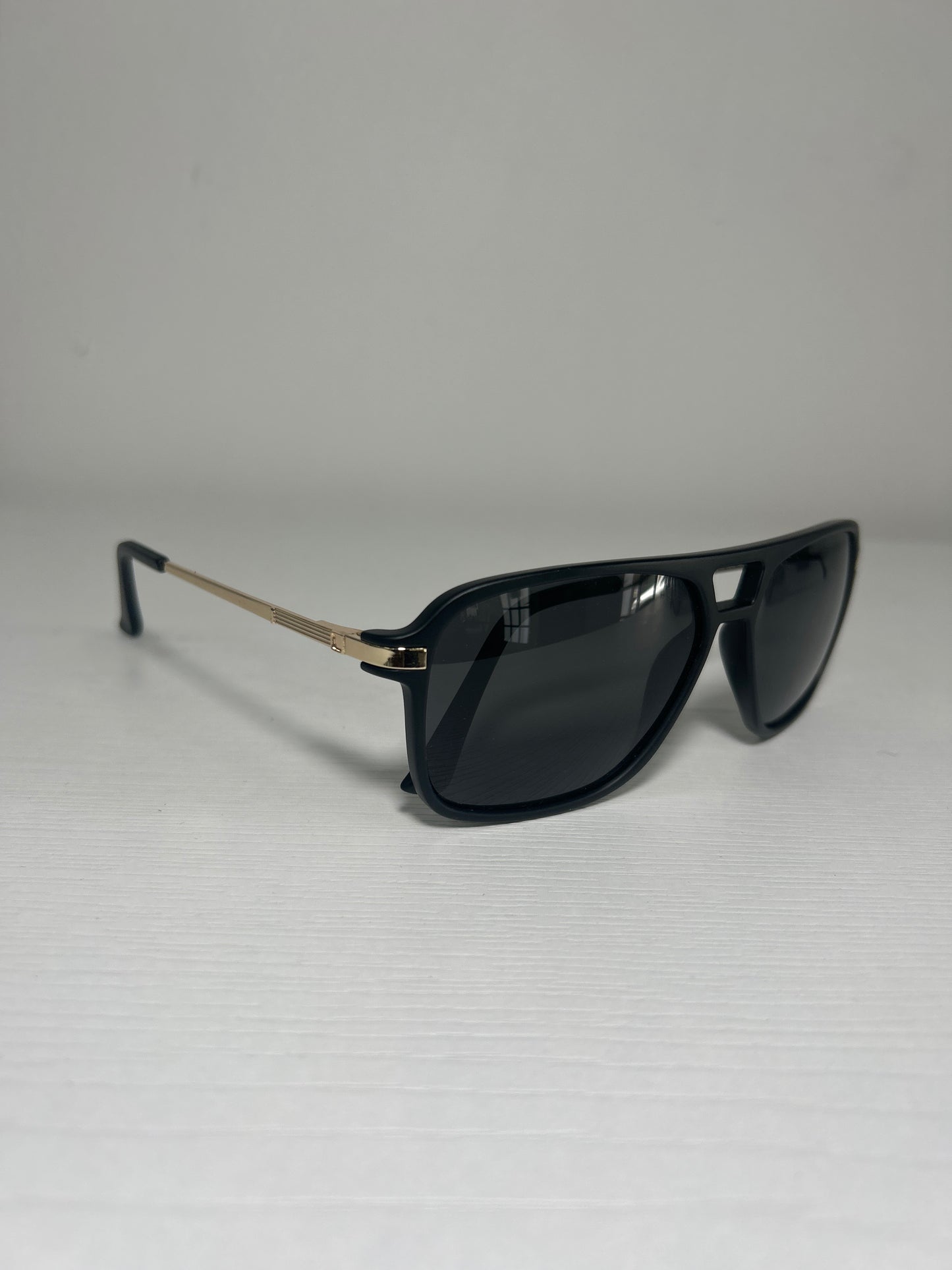 OPTI ELITE POLARIZED D3015 M1