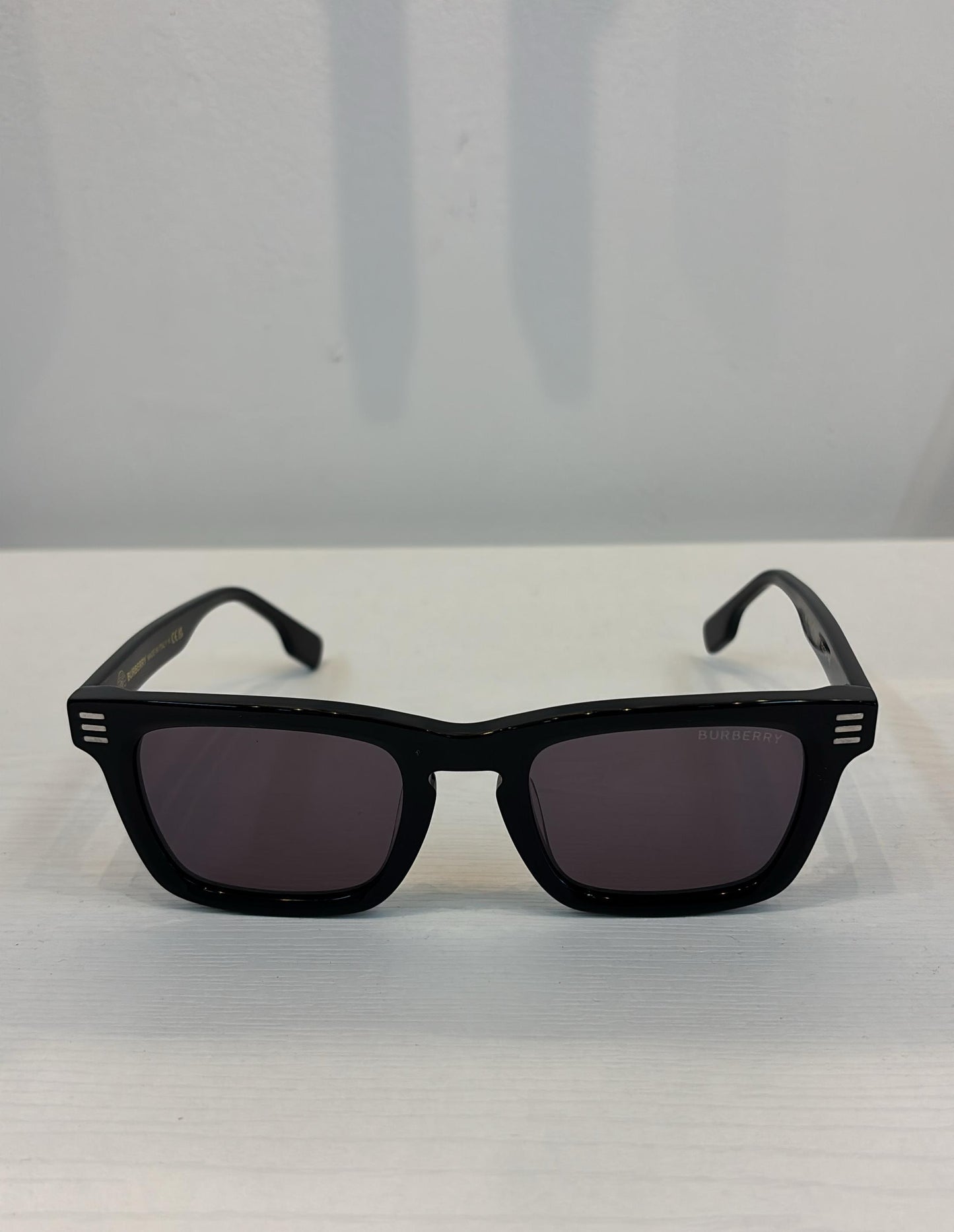 DESIGNER BURBERRY BE4403U