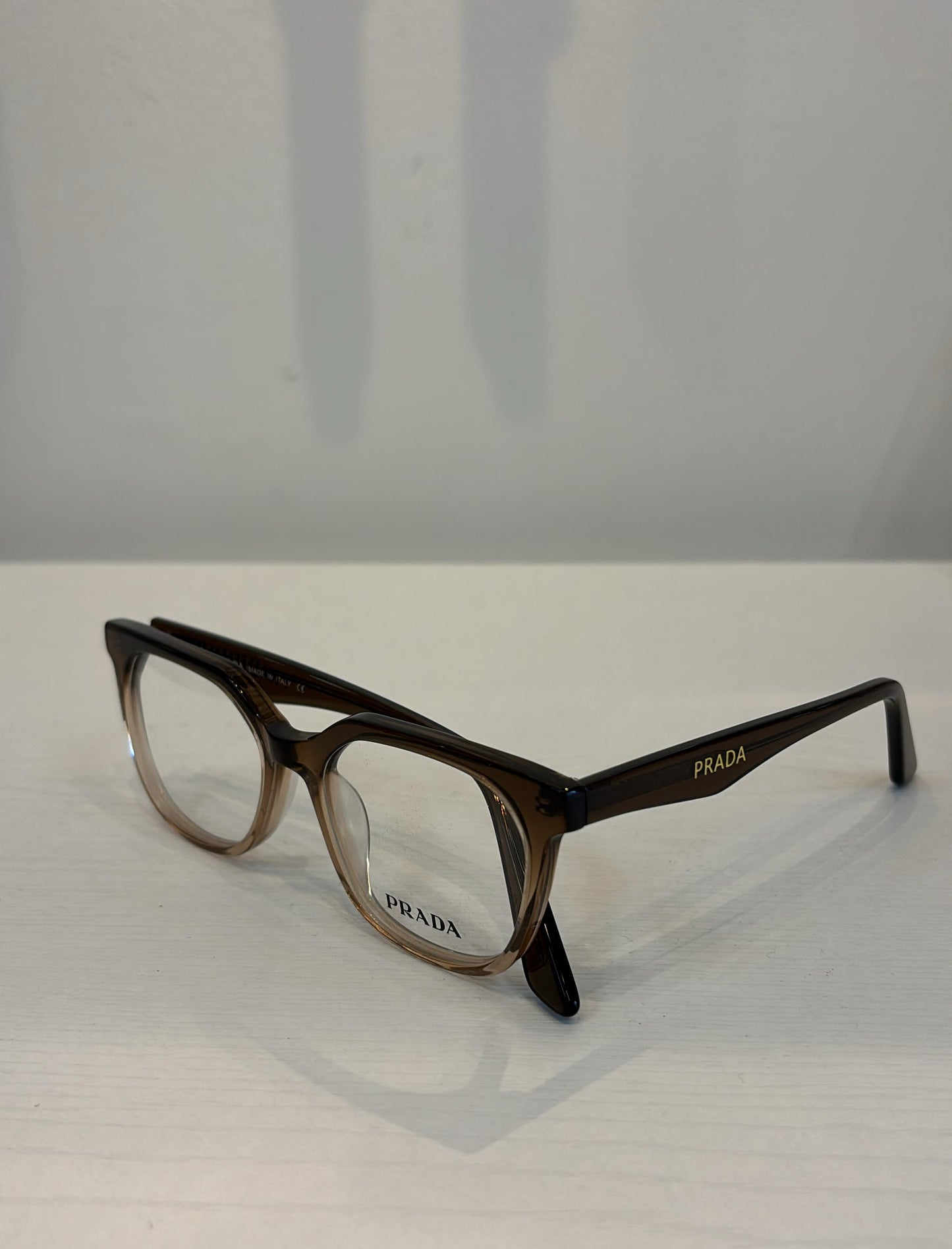 DESIGNER PRADA PRA16V C8