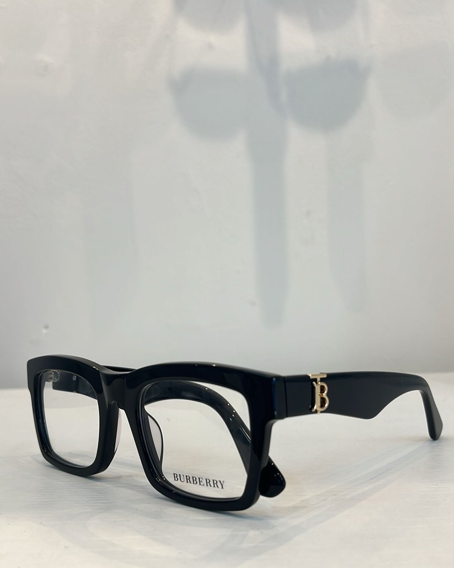DESIGNER BURBERRY 4421