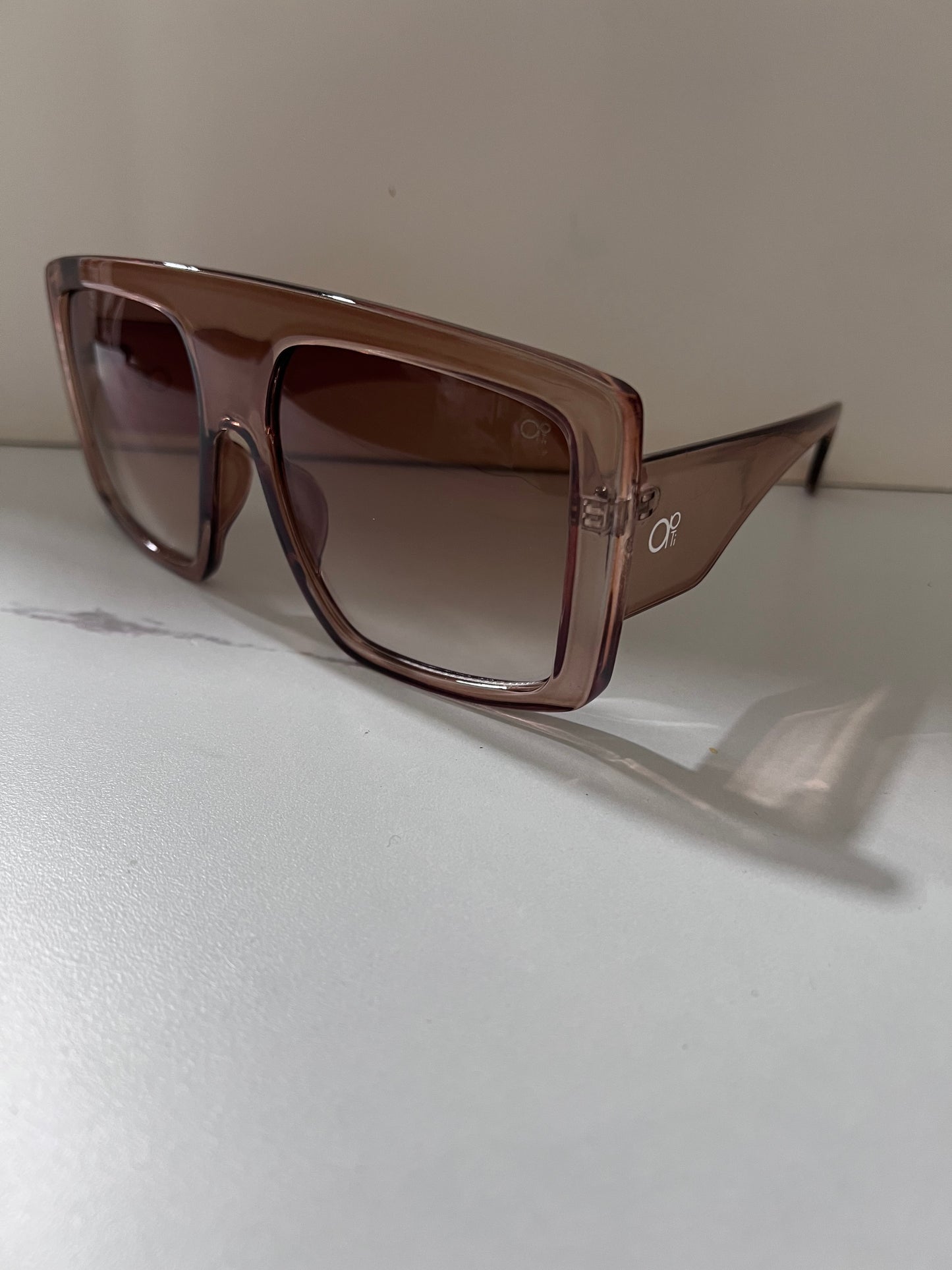 OPTI SUNNIES TAN CLEAR SQ
