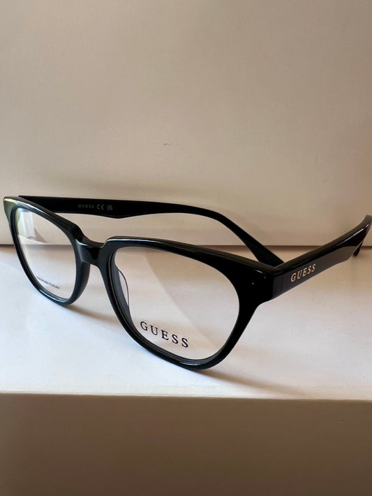 Guess 8011 A