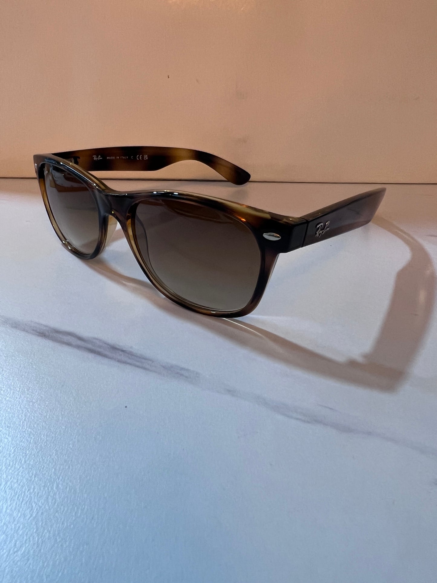 RAY-BAN NEW WAYFARER LIGHT HAVANA GRADUAL TEA