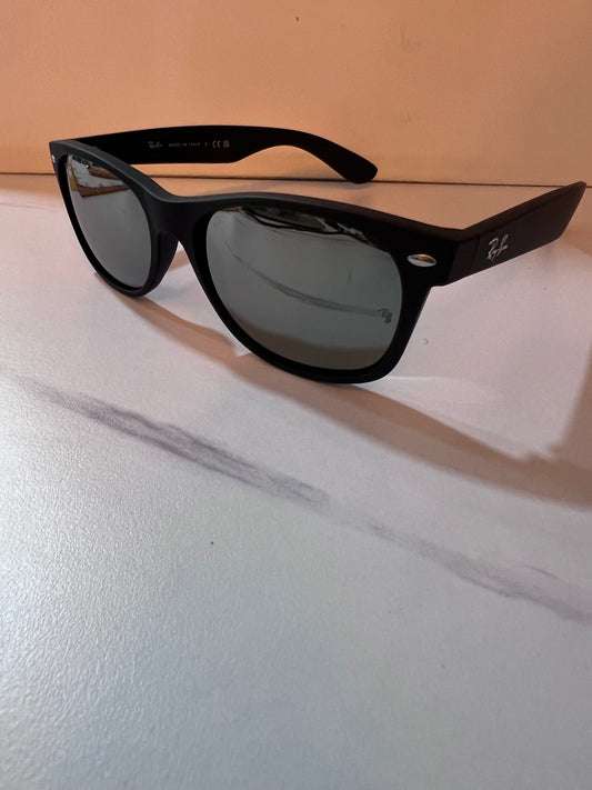 RAY-BAN NEW WAYFARER BLACK GREEN SILVER MIRROR