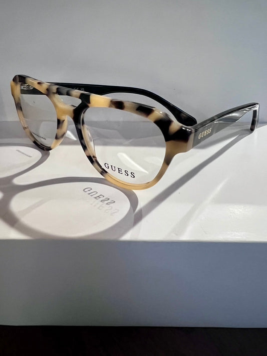 Guess 9001 C5