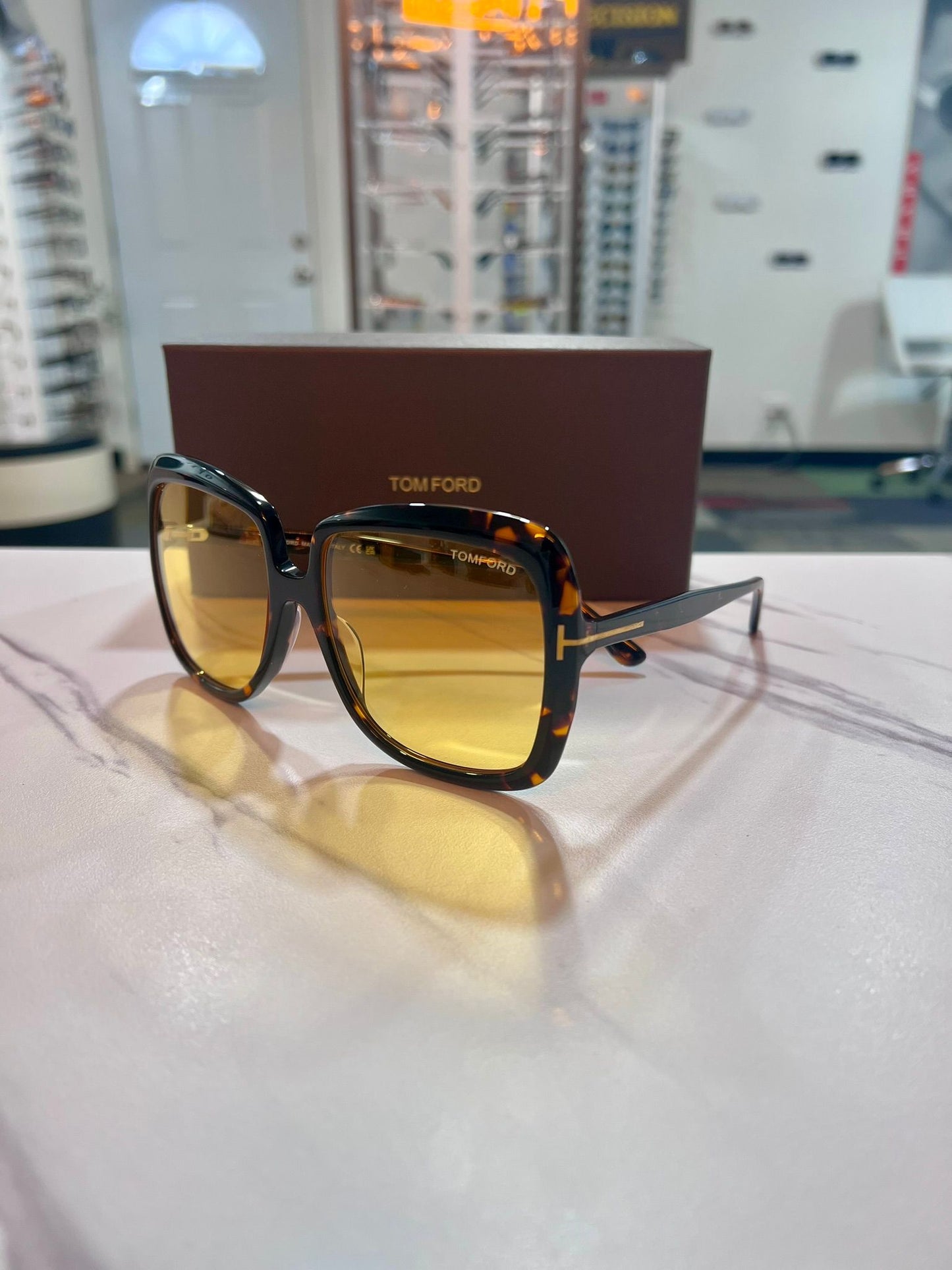 TOM FORD 1156
