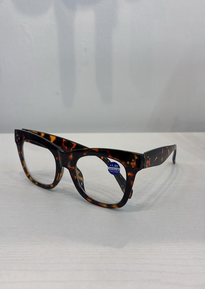 READERS PIXEL PERFECT