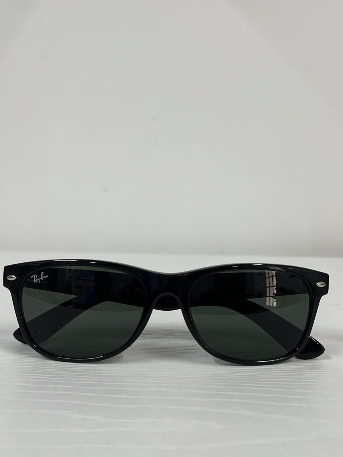 RAY-BAN NEW WAYFARER BLACK GREEN